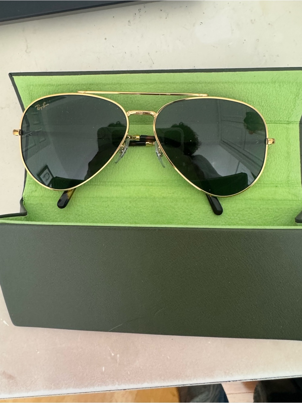 Ray-Ban Unisex Aviator sunglasses, NIB
